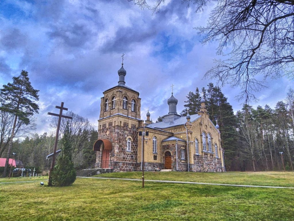 Obrazek posiada pusty atrybut alt; plik o nazwie Cerkiew-św.-Anny-Królowy-Most-lubiepodlasie.pl-przewoenikpodlasie-1024x768.jpg